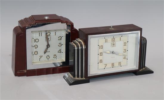 Two Art Deco brown bakelite mantel clocks